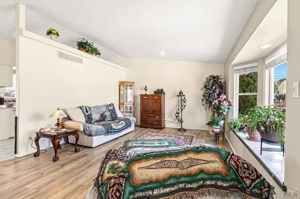 990 23rd Lane Pueblo CO 81006