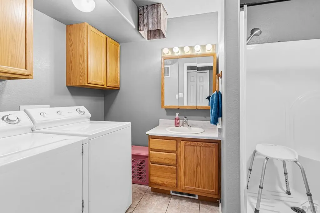 990 23rd Lane Pueblo CO 81006