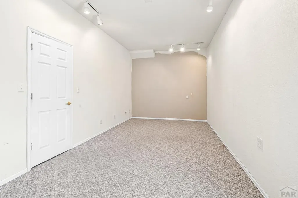 990 23rd Lane Pueblo CO 81006