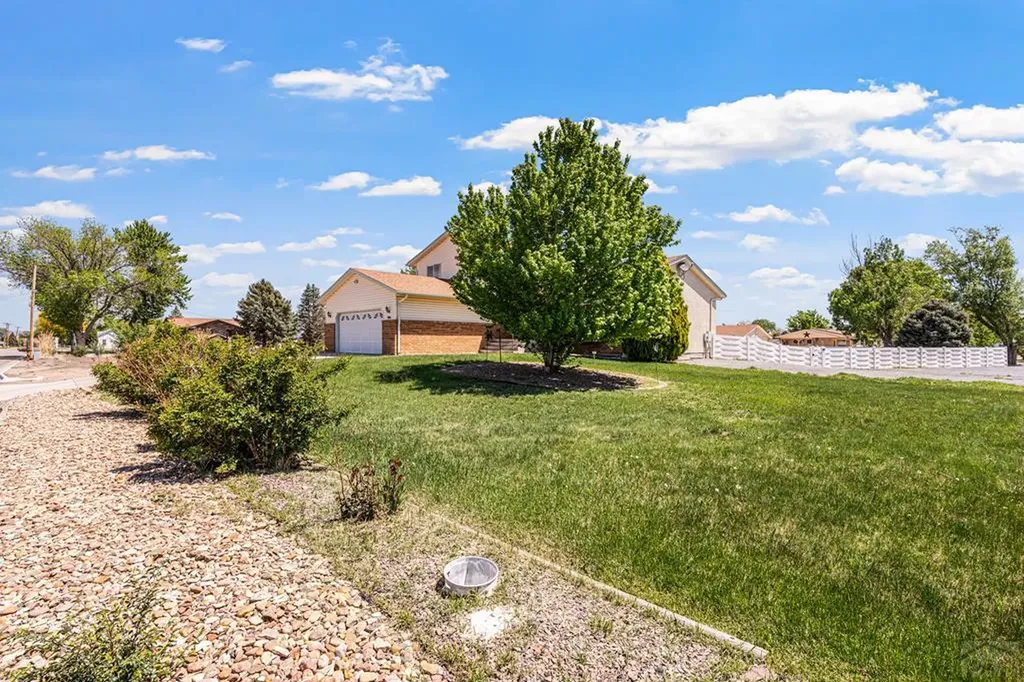 990 23rd Lane Pueblo CO 81006