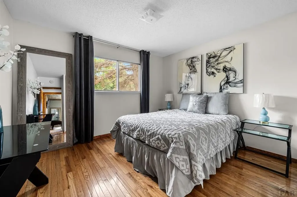 11 Macnaughton Road Pueblo CO 81001