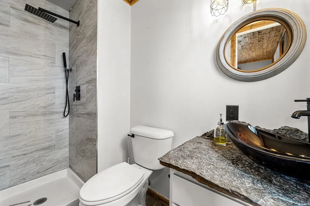 11 Macnaughton Road Pueblo CO 81001