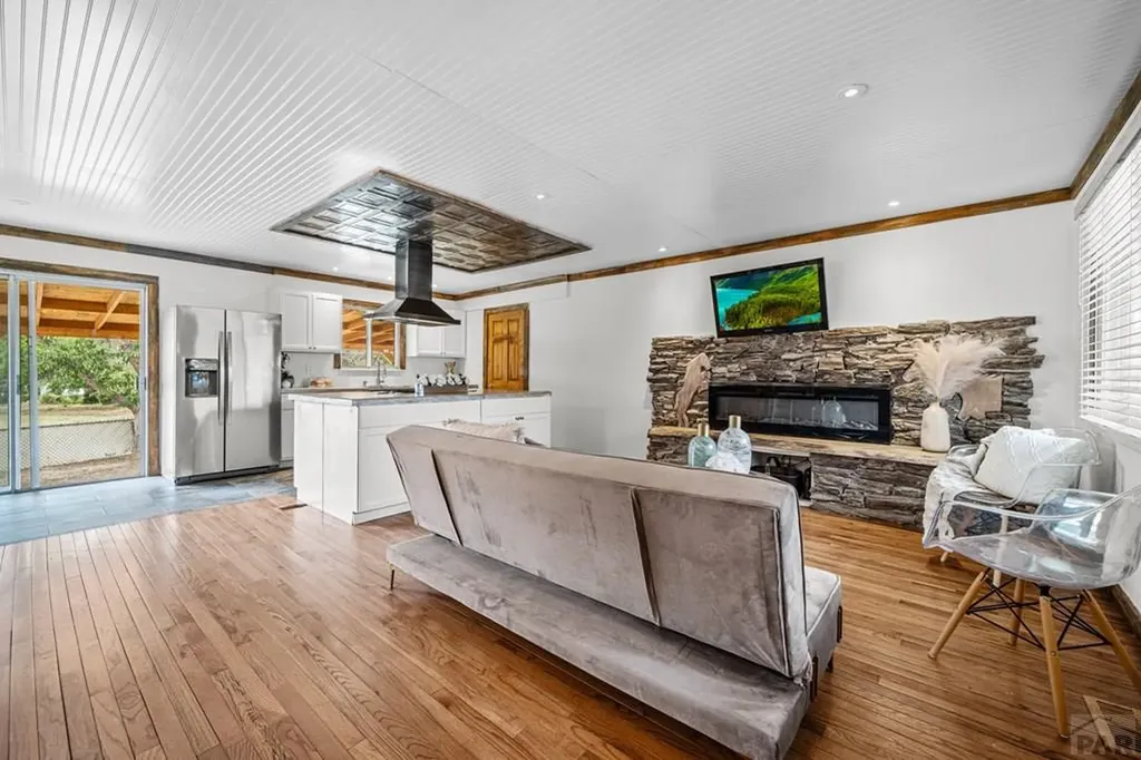 11 Macnaughton Road Pueblo CO 81001