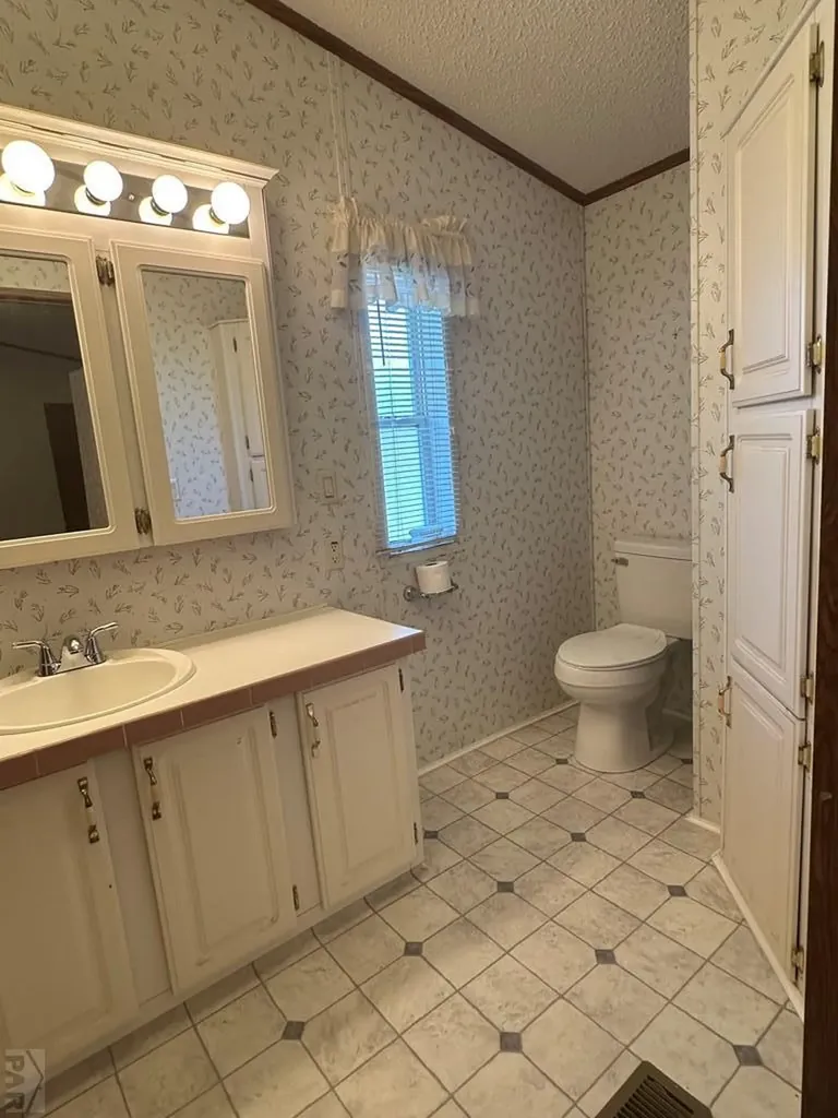 2221 S Prairie Street Pueblo CO 81005