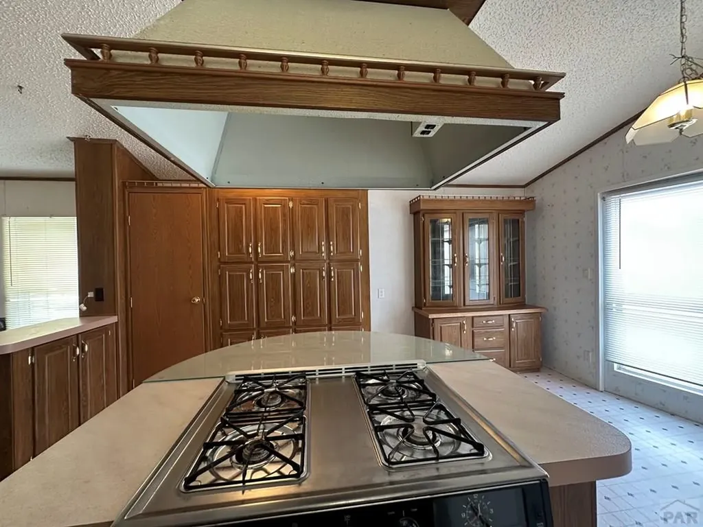 2221 S Prairie Street Pueblo CO 81005