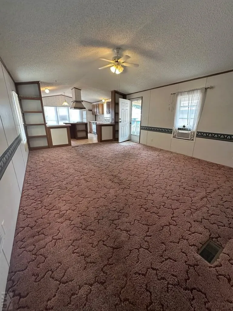 2221 S Prairie Street Pueblo CO 81005