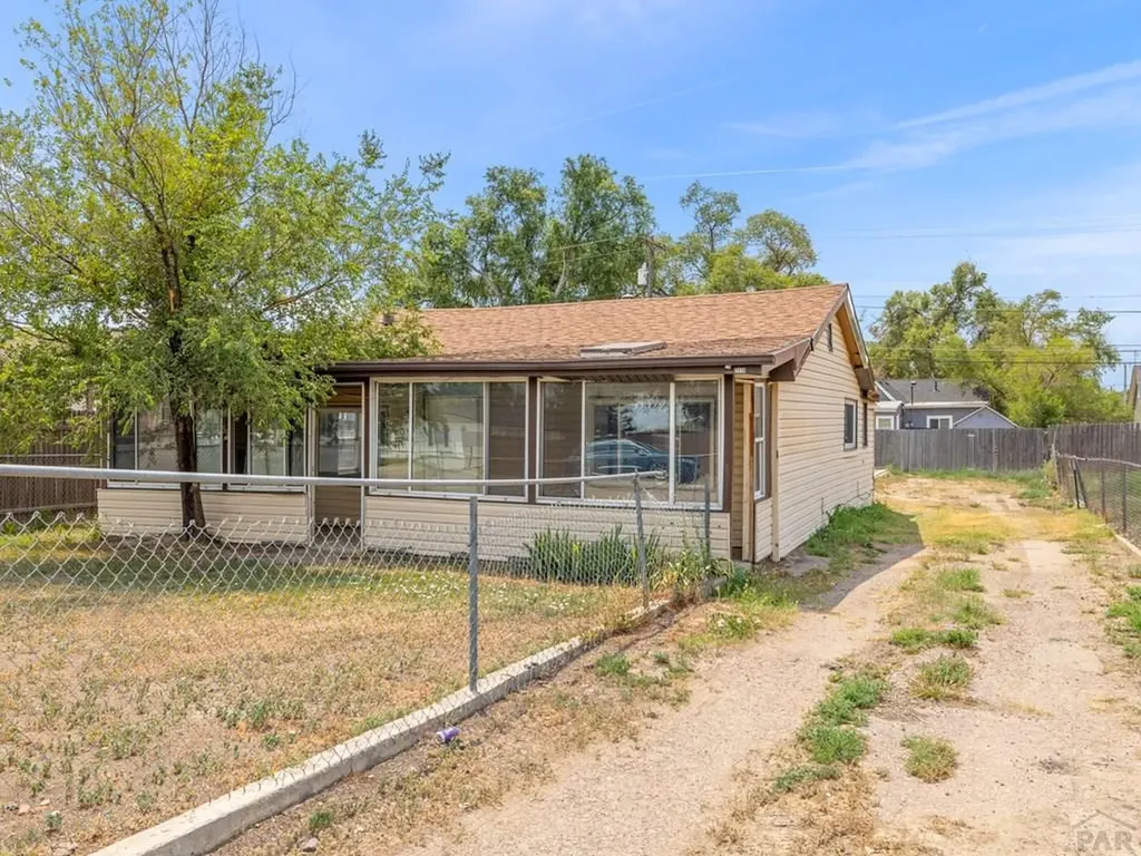 2114 E 12th Street Pueblo CO 81001