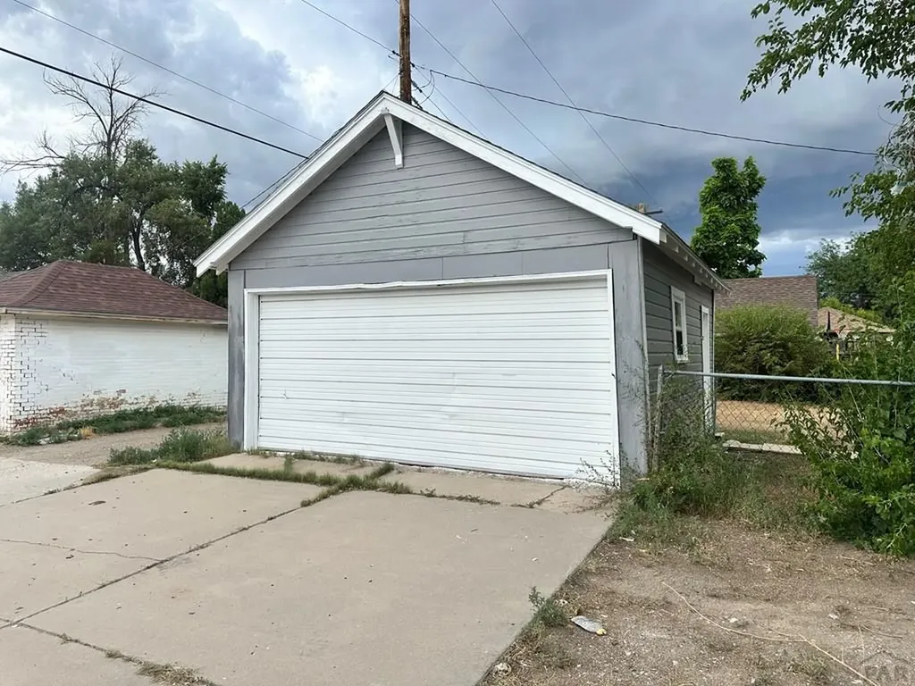 1026 E 9th Street Pueblo CO 81001