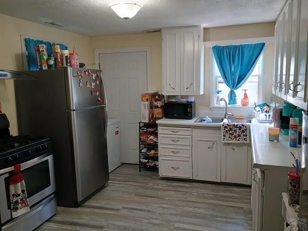 408 E Oak Street Lamar CO 81052