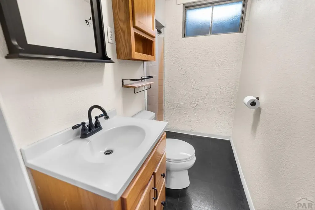 80 Stanford Avenue Pueblo CO 81004