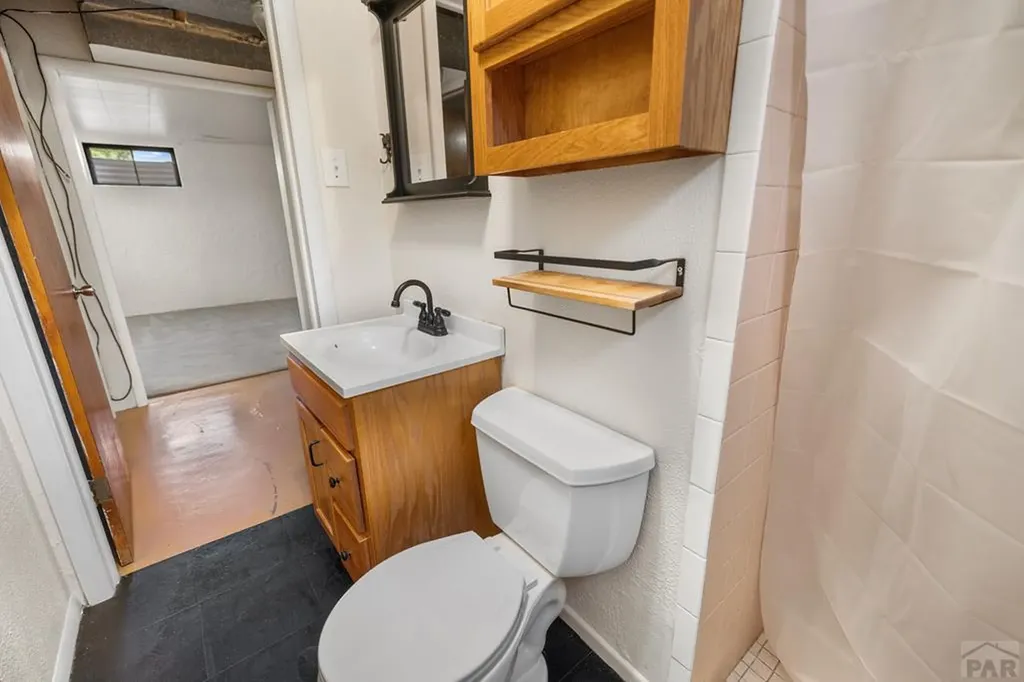 80 Stanford Avenue Pueblo CO 81004