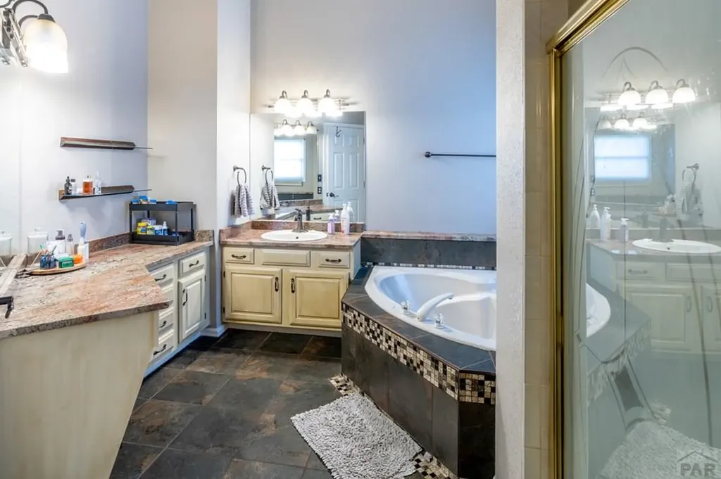 34 Starling Drive Pueblo CO 81005