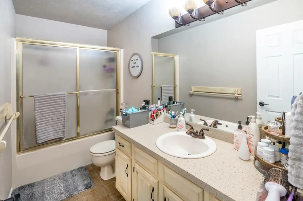 34 Starling Drive Pueblo CO 81005