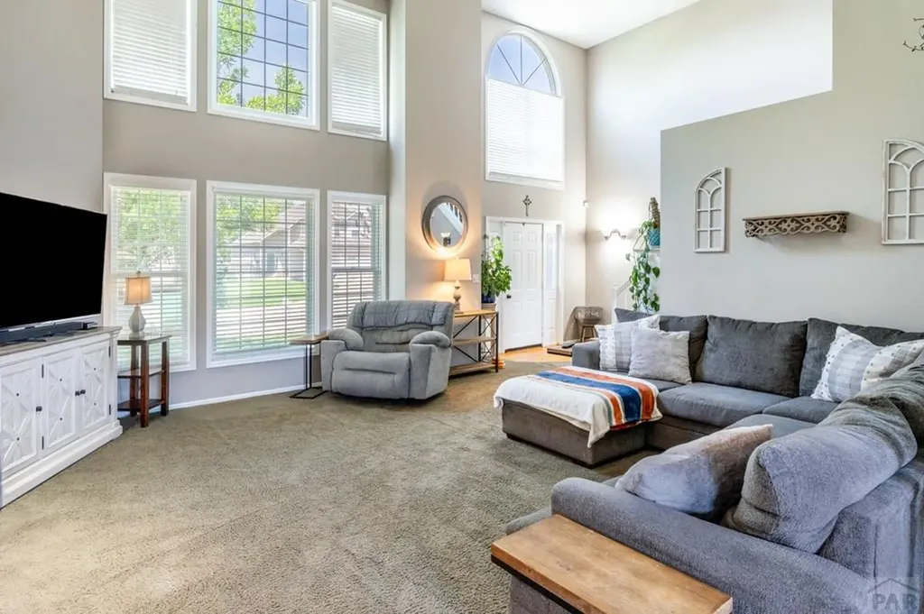 34 Starling Drive Pueblo CO 81005