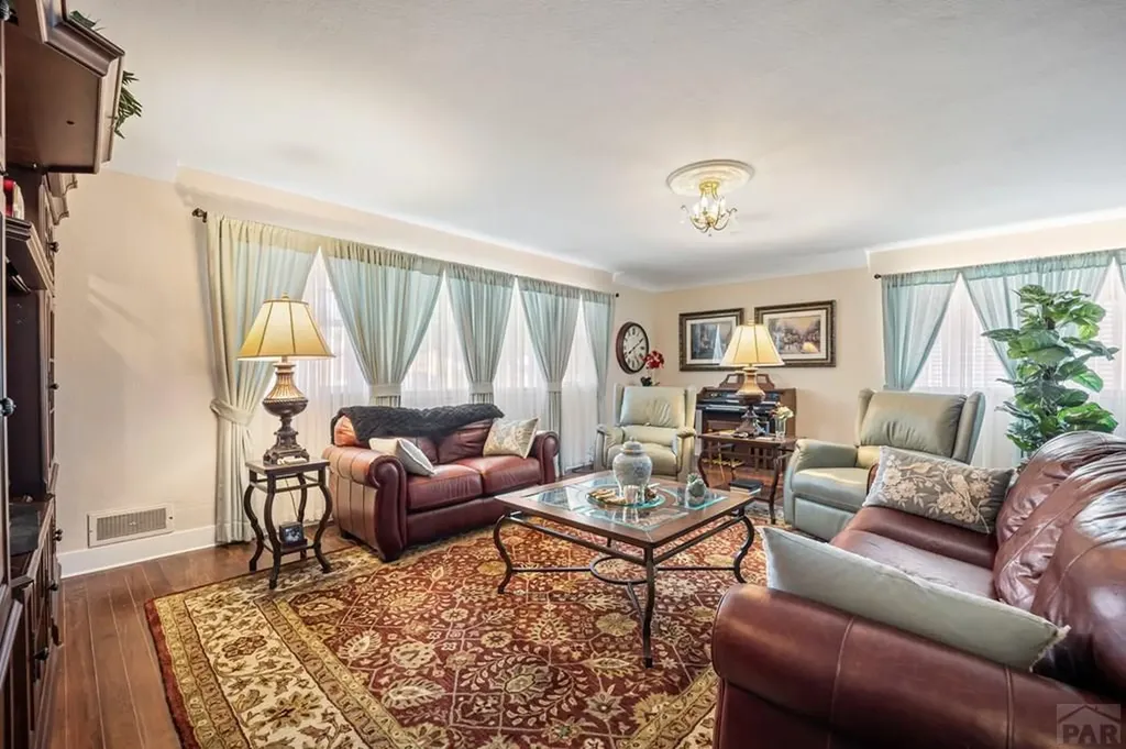 814 Raton Avenue La Junta CO 81050