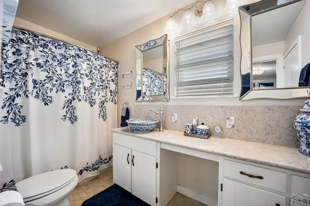 814 Raton Avenue La Junta CO 81050