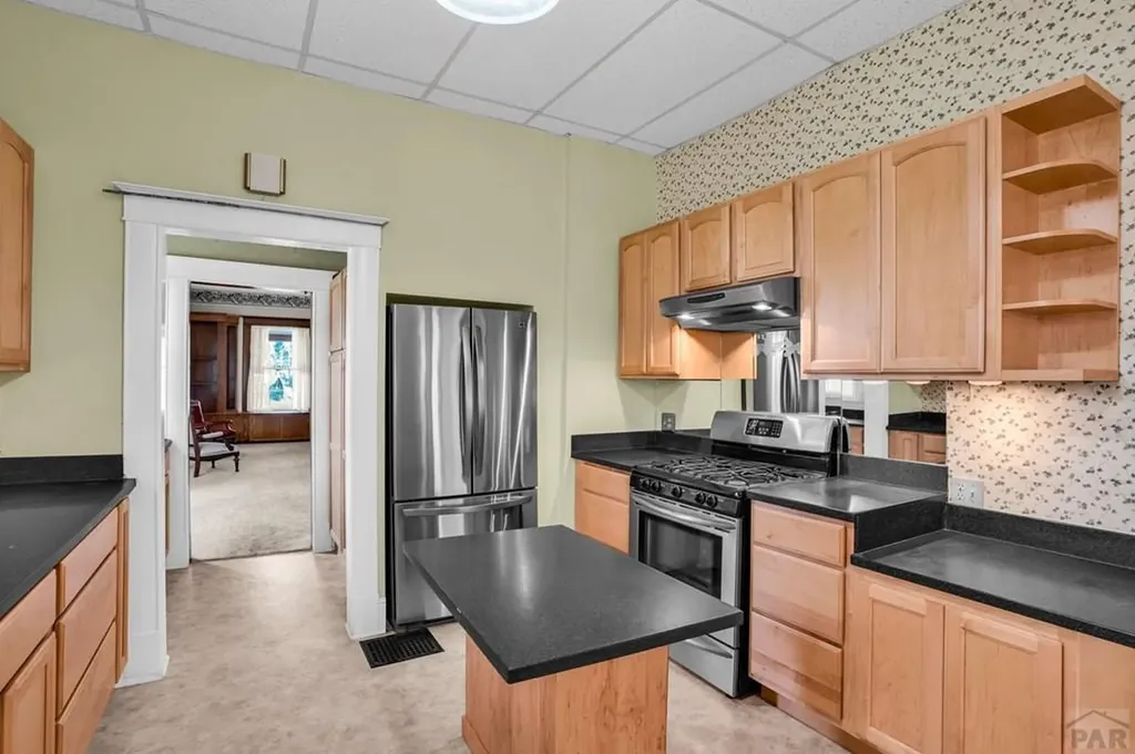 612 Lake Avenue Pueblo CO 81004