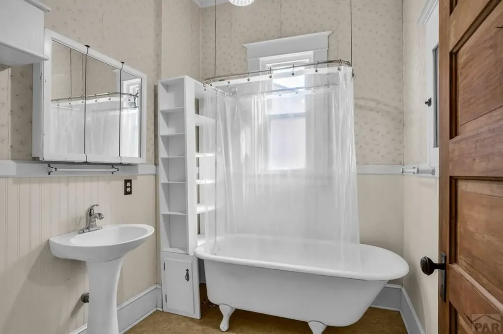 612 Lake Avenue Pueblo CO 81004