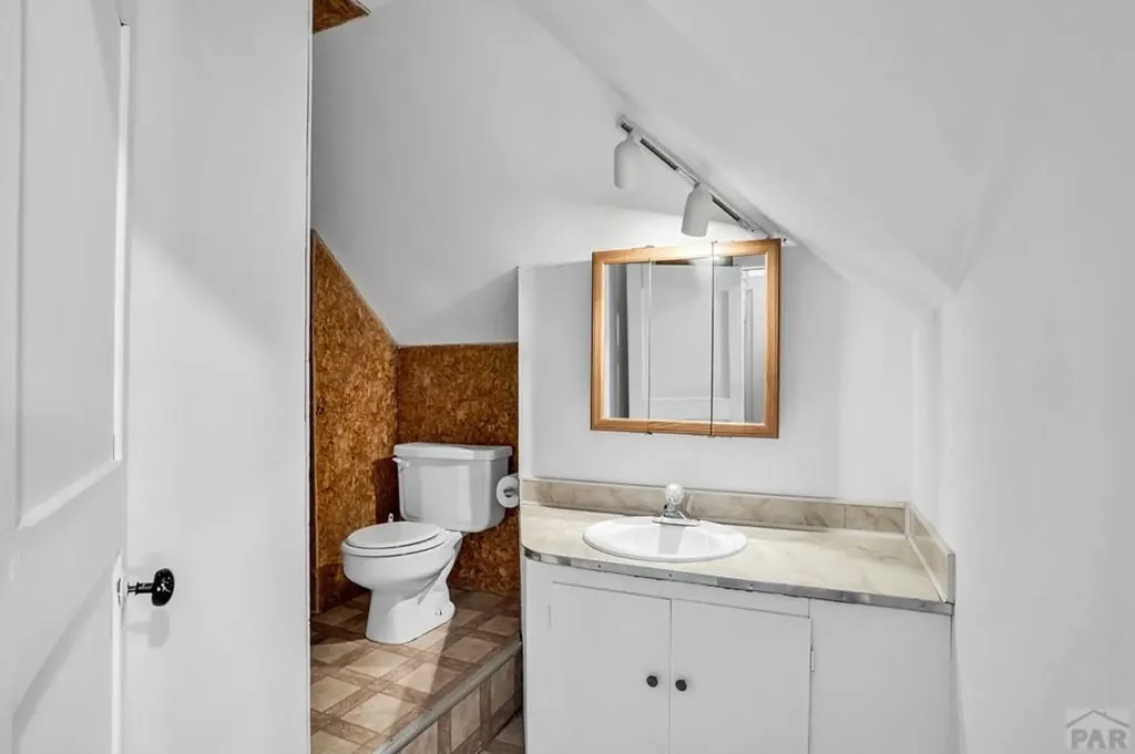 612 Lake Avenue Pueblo CO 81004