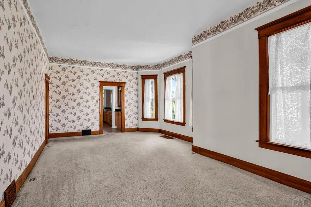 612 Lake Avenue Pueblo CO 81004