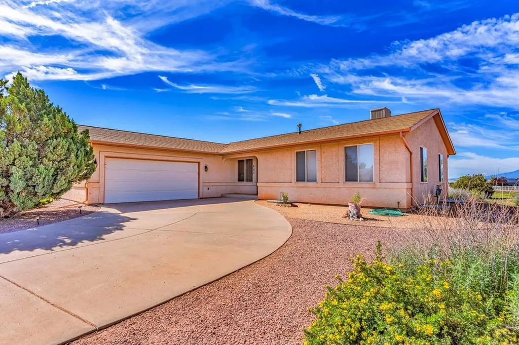 922 W Saguache Drive Pueblo West CO 81007