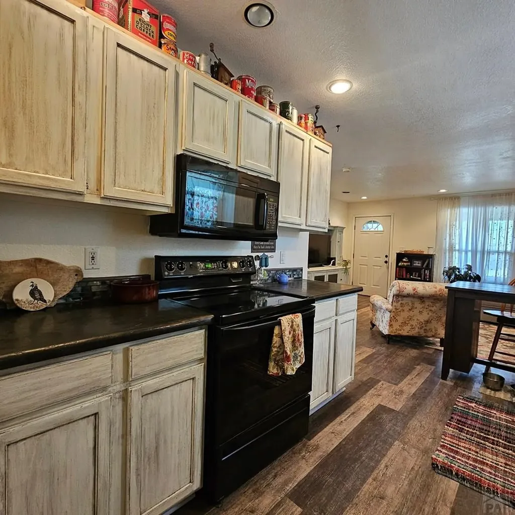 1819 W Arroyo Avenue Pueblo CO 81004