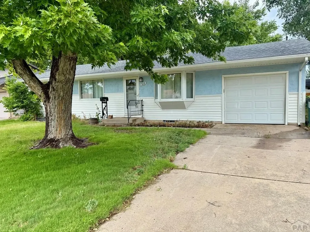 2110 Rosewood Lane Pueblo CO 81005