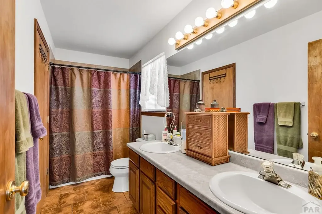 207 Savage Loop Canon City CO 81212