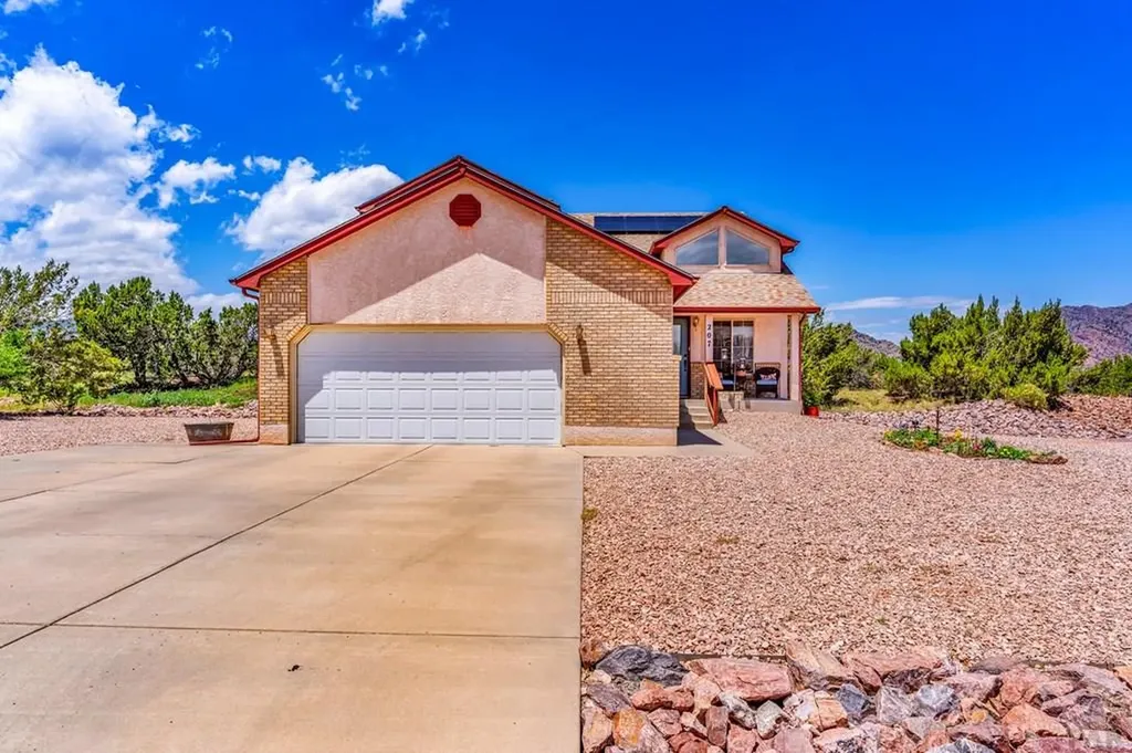 207 Savage Loop Canon City CO 81212