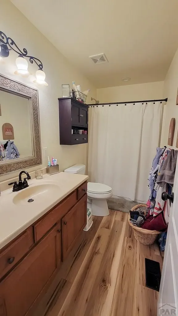 12 Grant Avenue Penrose CO 81240