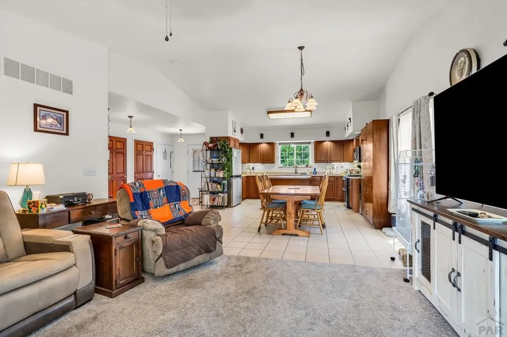 75 Wheatridge Drive Pueblo CO 81005