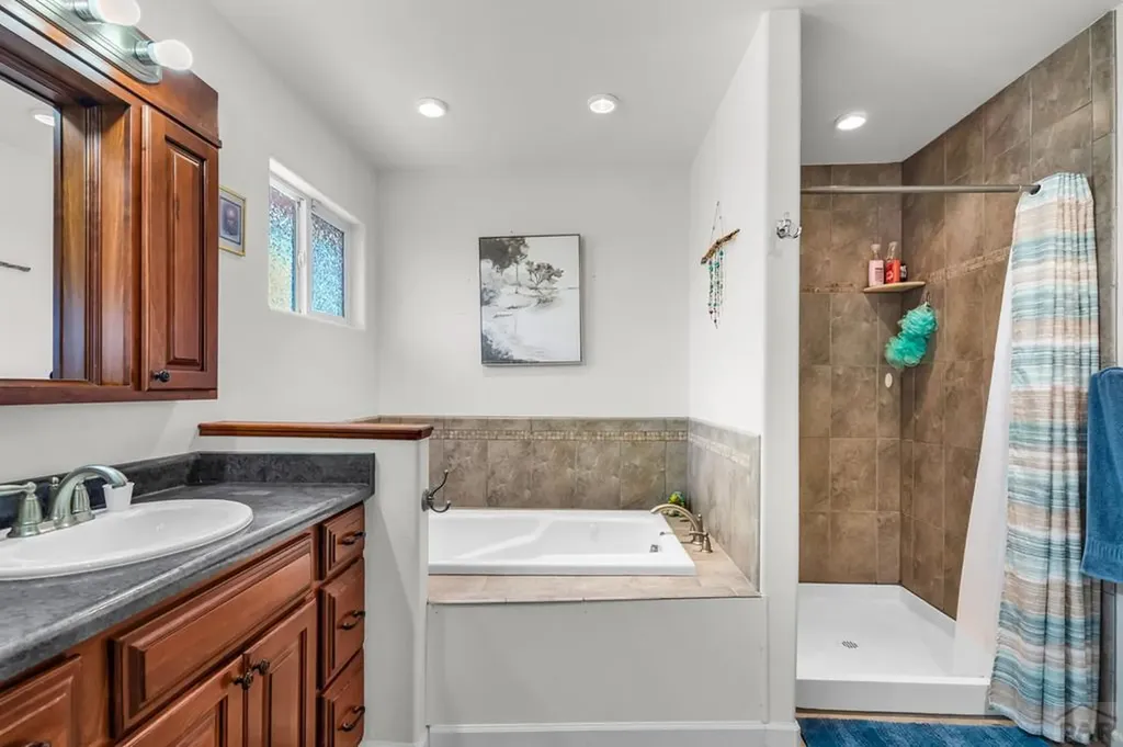 75 Wheatridge Drive Pueblo CO 81005