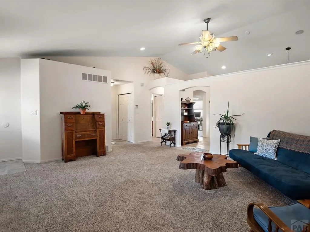 1060 W Stallion Drive Pueblo CO 81007