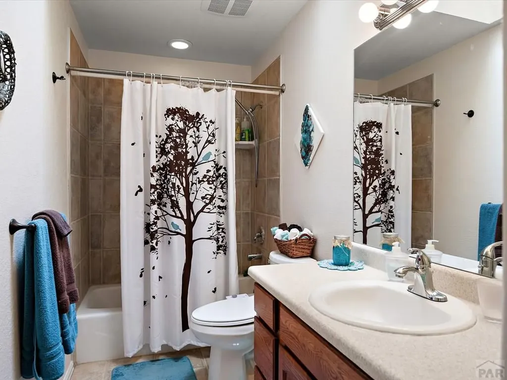 1060 W Stallion Drive Pueblo CO 81007