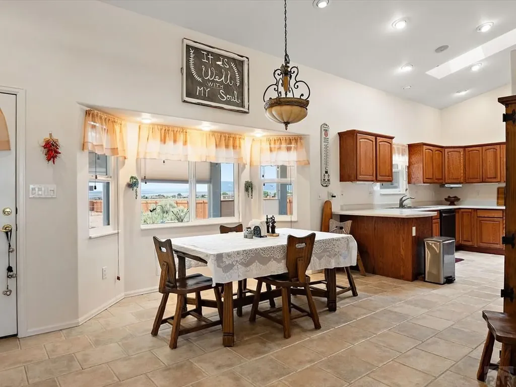 1060 W Stallion Drive Pueblo CO 81007