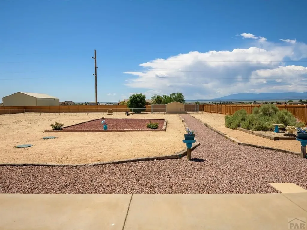 1060 W Stallion Drive Pueblo CO 81007