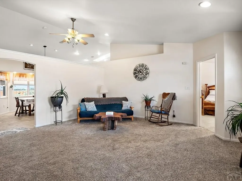 1060 W Stallion Drive Pueblo CO 81007