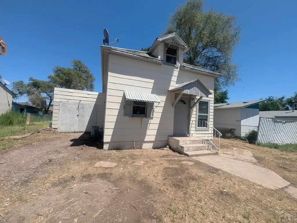 422 Grove Avenue Las Animas CO 81054