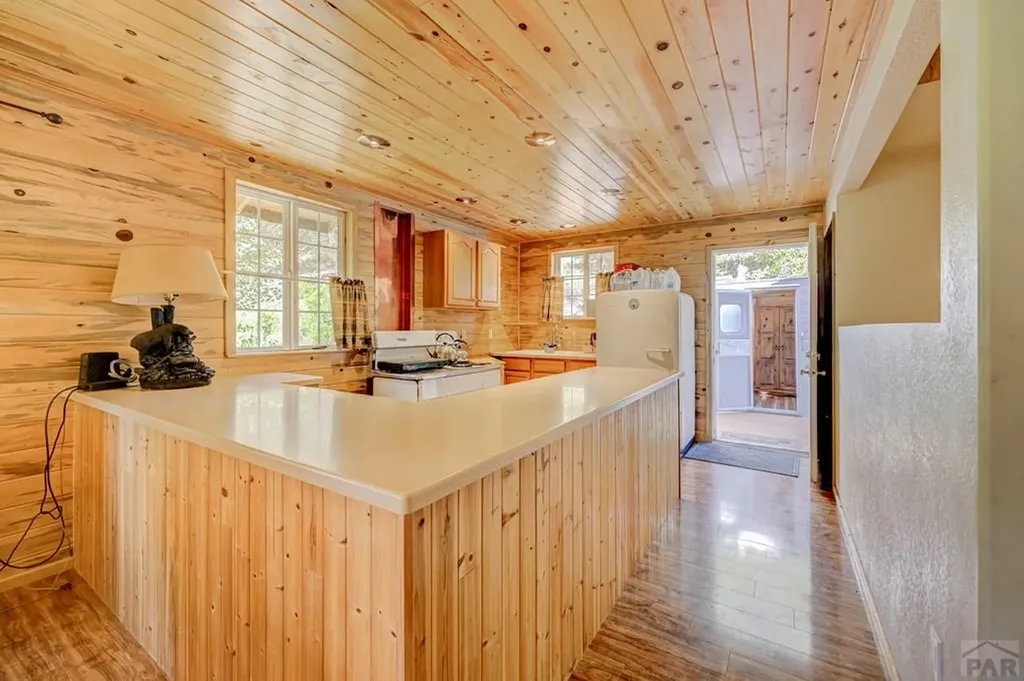 21691 County Road 67 Penrose CO 81223