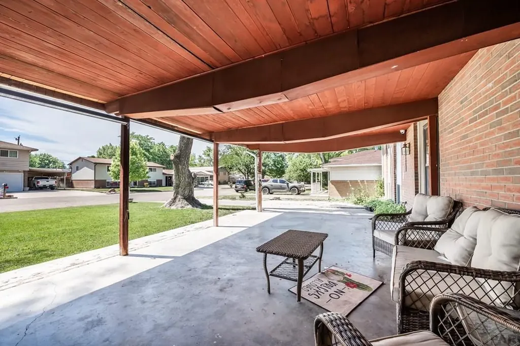 806 S 1st Street Rocky Ford CO 81067