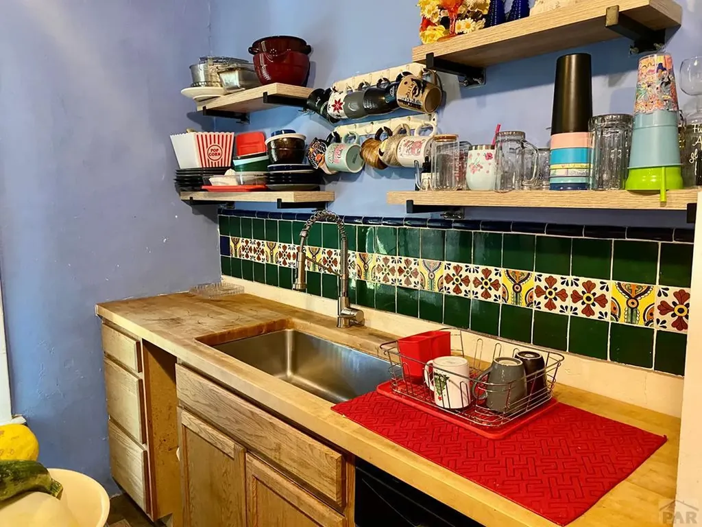 1905 Pine Street Pueblo CO 81004