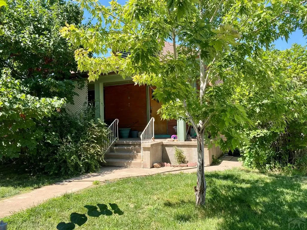 1905 Pine Street Pueblo CO 81004