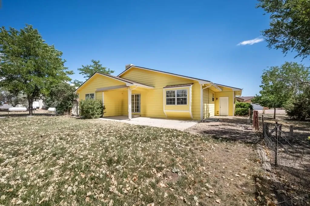 1071 S Mcculloch Way Pueblo West CO 81007