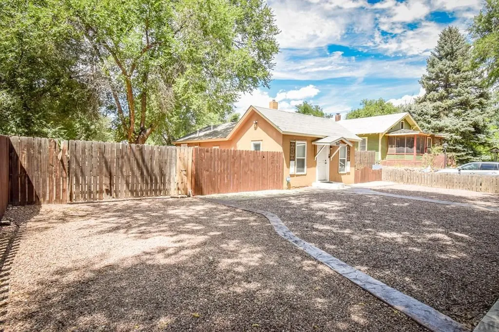 1023 S 3rd Street Canon City CO 81212