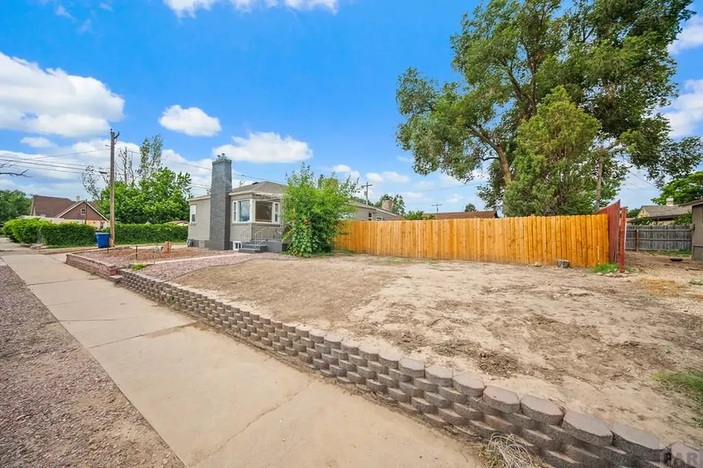 611 E Pitkin Avenue Pueblo CO 81004