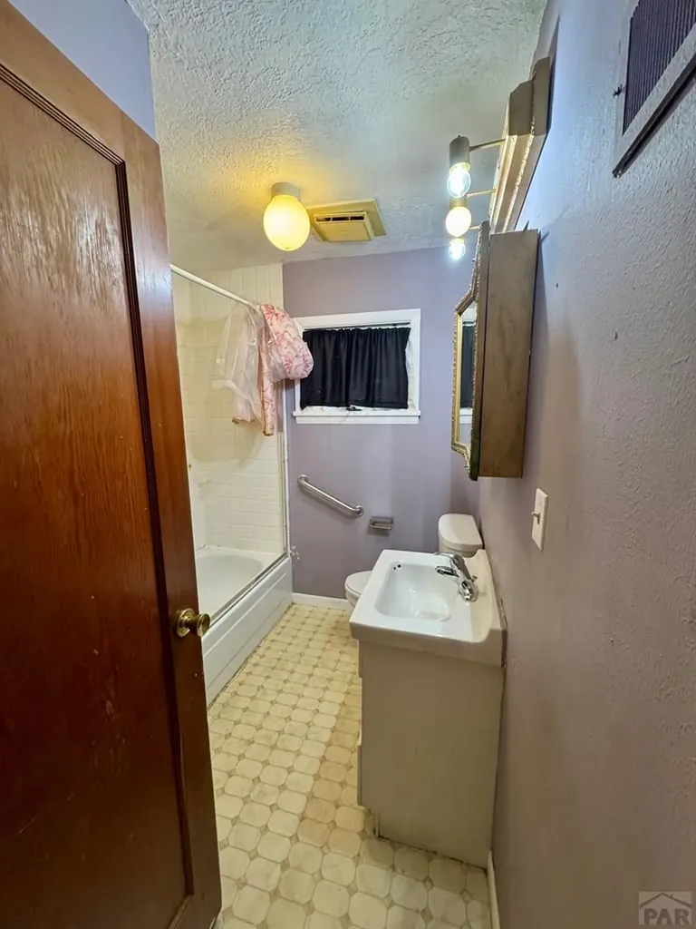 426 Poplar Avenue Las Animas CO 81054