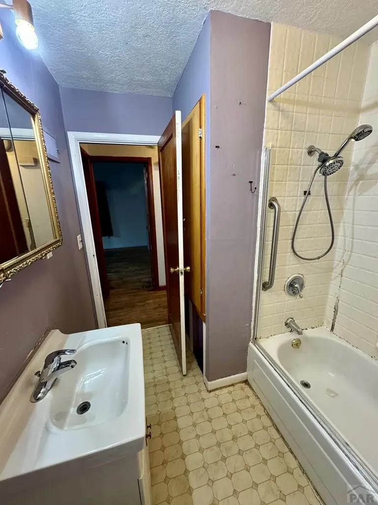 426 Poplar Avenue Las Animas CO 81054