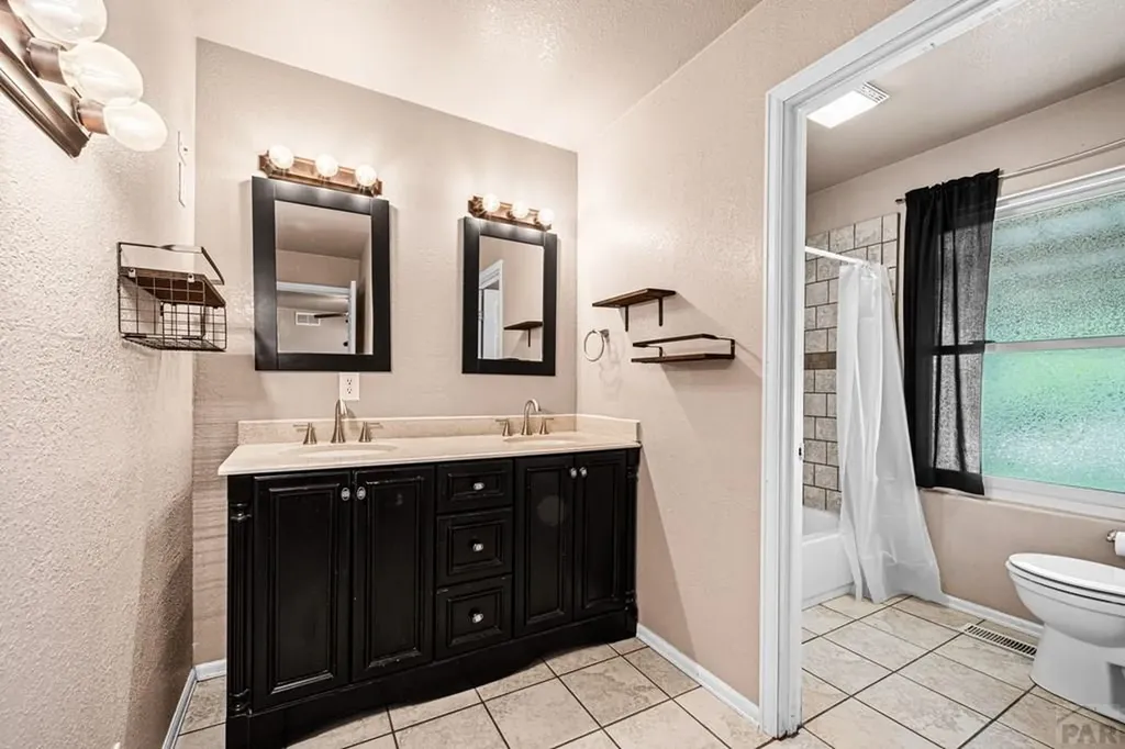 863 E Saunders Drive W Pueblo West CO 81007