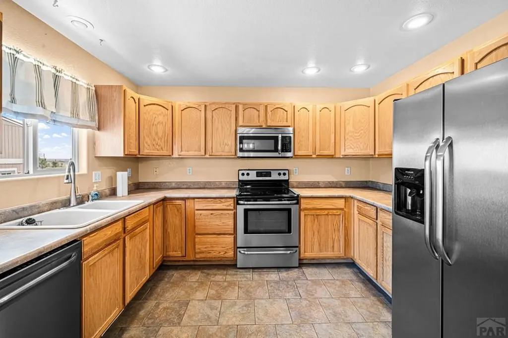 863 E Saunders Drive W Pueblo West CO 81007