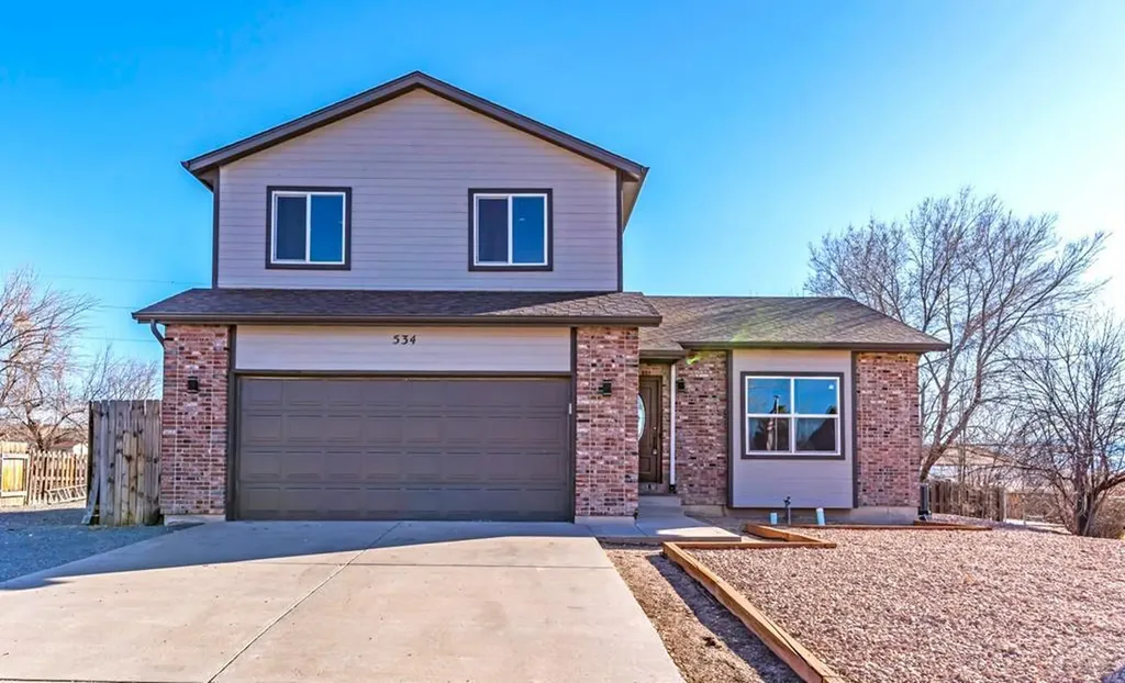 534 W Hook Drive Pueblo West CO 81007